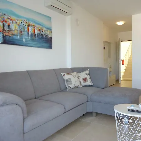Apartment Pipe
