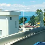 Pipe *