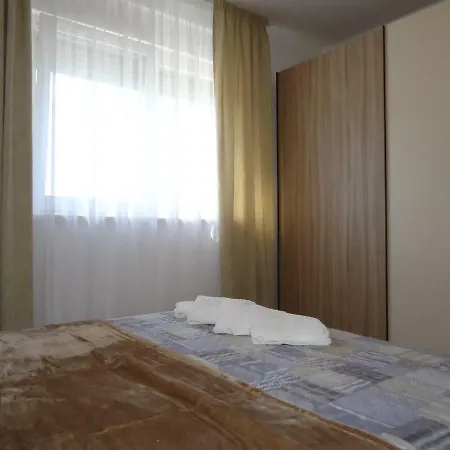 Pipe Apartman